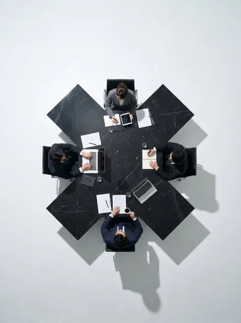 Minimalist x shape marble meeting