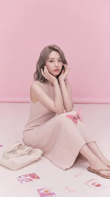 Vertical korean fashion studio portrait toteme