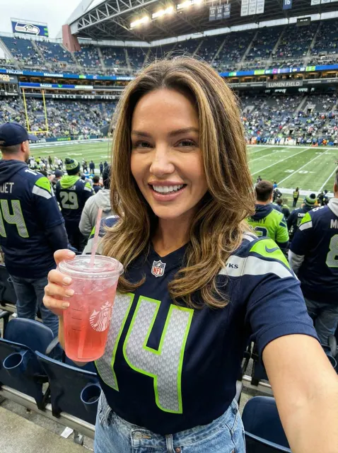 Seahawks boiling home pink drink