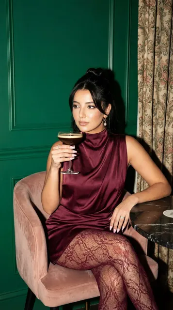Dark luxury flash red dress