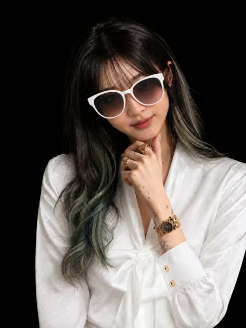 Ultra realistic luxury fashion portrait sunglasses