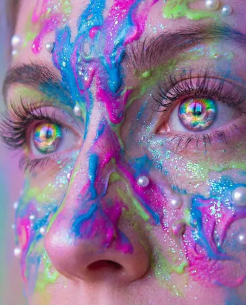 Psychedelic rainbow eyes