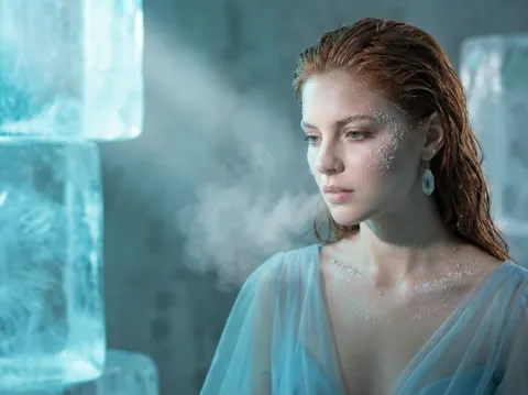 Cold fragile beauty ice atelier