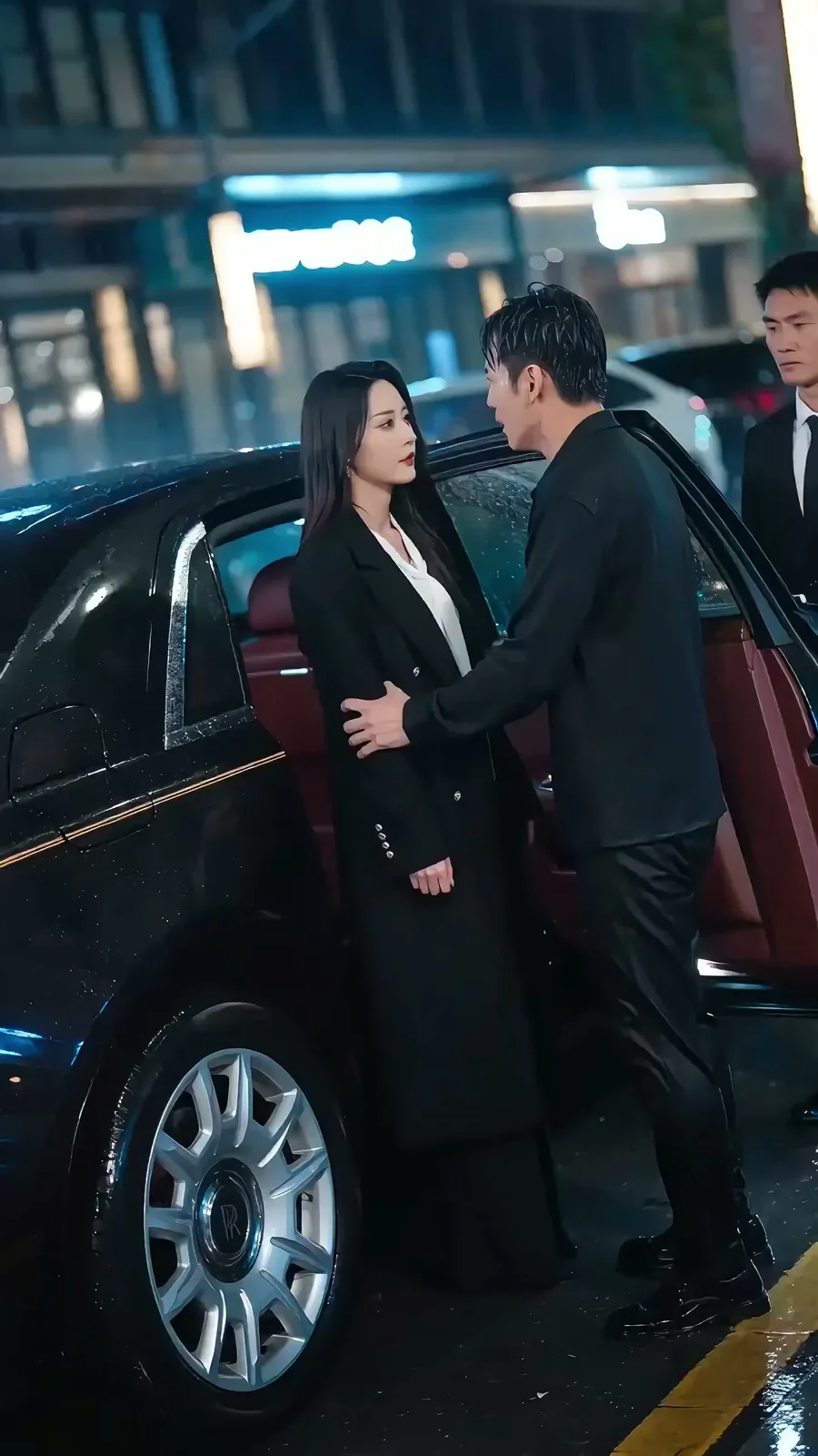 Rainy night melodrama yanzi departure — Sonra
