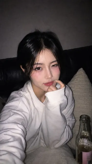 Ccd korean girlfriend home night snapshot