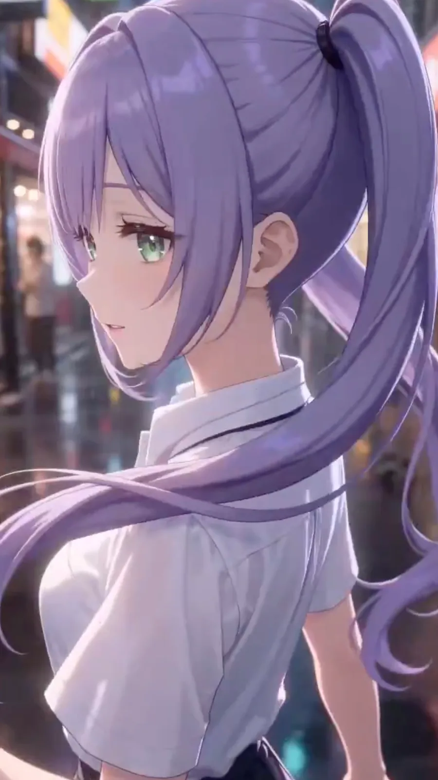 Stunning look back of purple haired girl on warm street — Sonra