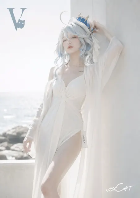 Minimal fashion cover aesthetic voxcat