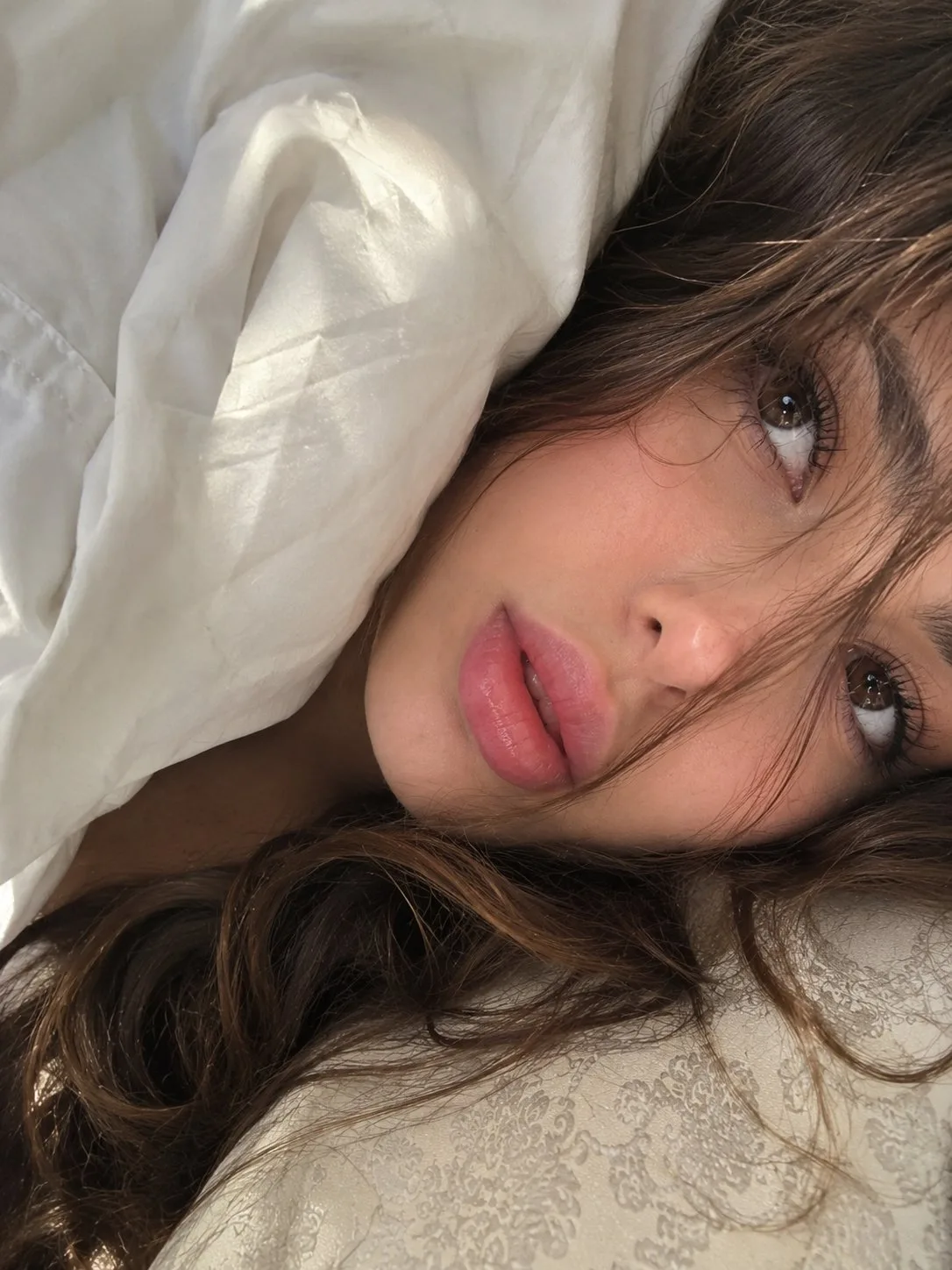 Ultra realistic woman bedroom selfie portrait — After