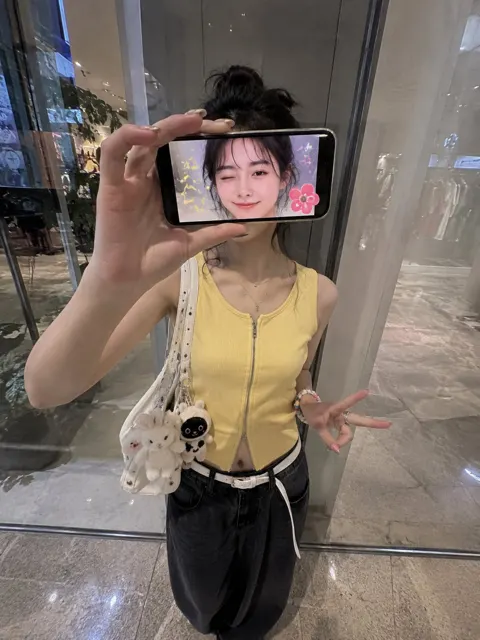 Iphone creative portrait japanese woman mall