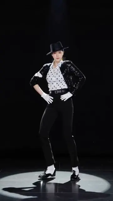 Classic bw spotlight moonwalk dancer