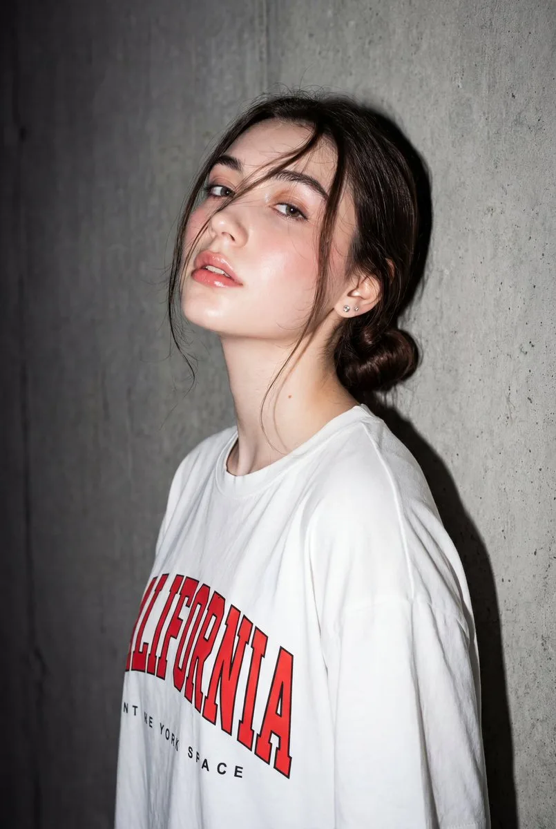 Flash california street fashion portrait — After