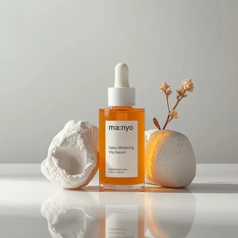 Warm minimal amber serum