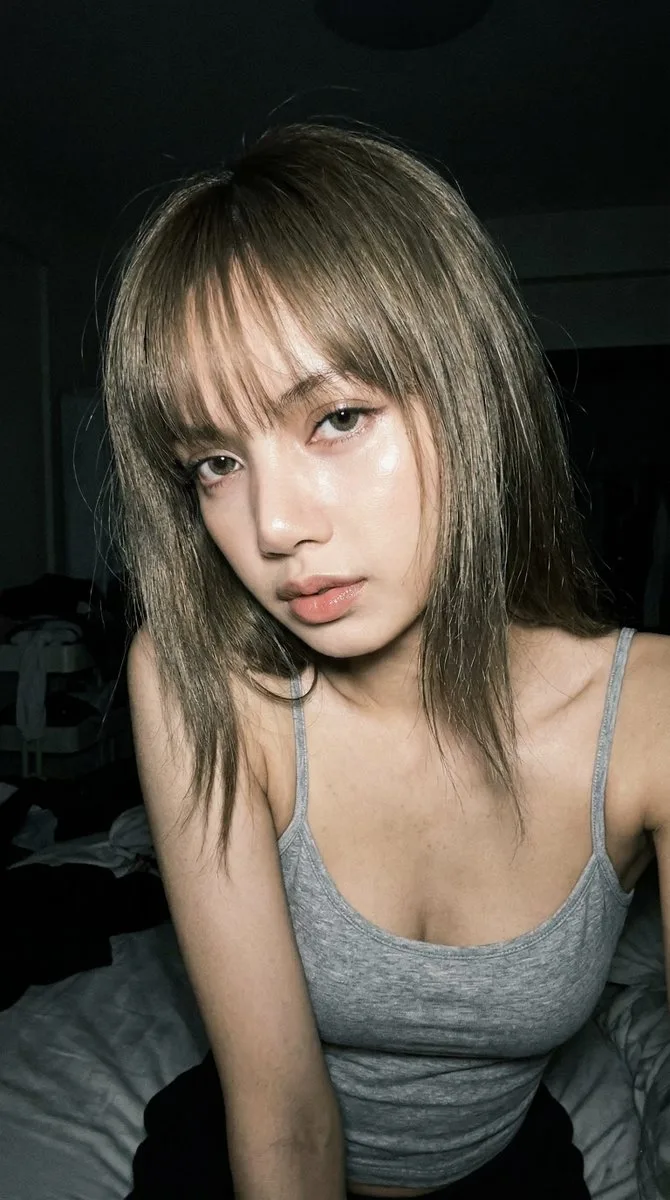 Iphone 17 pro raw flash bedroom portrait — After