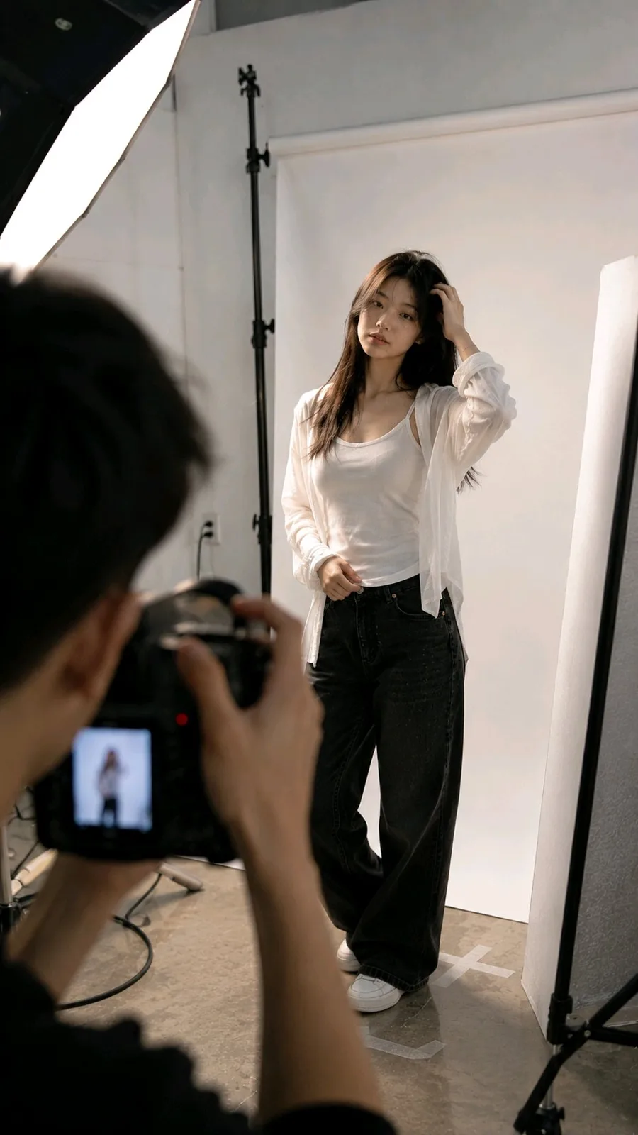 Asian model studio bts photography — Sonra