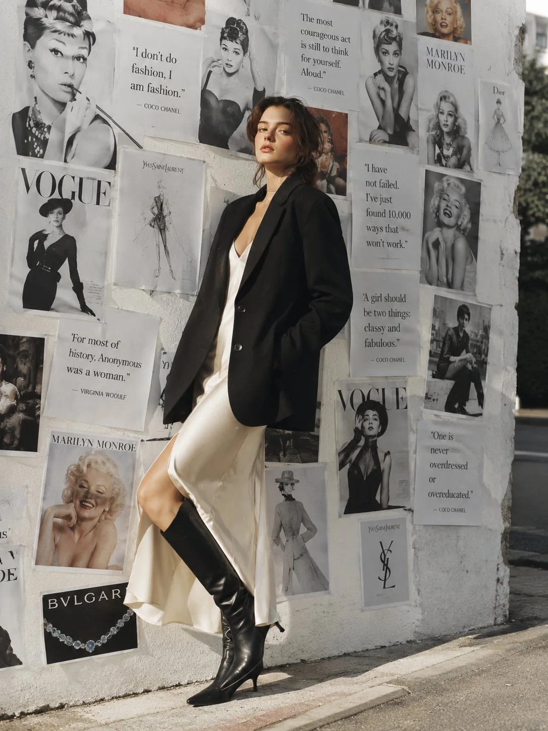 Cinematic parisian fashion portrait vintage vogue wall — Sonra