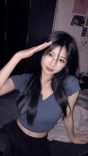 Korean idol boyfriend pov bedroom portrait