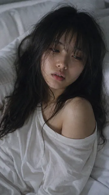 Japanese woman morning lazy portrait 85mm