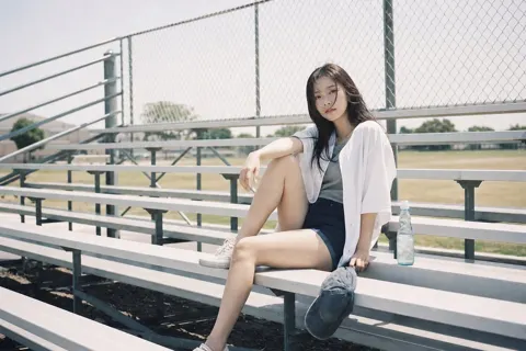 Korean idol baseball bleachers film style