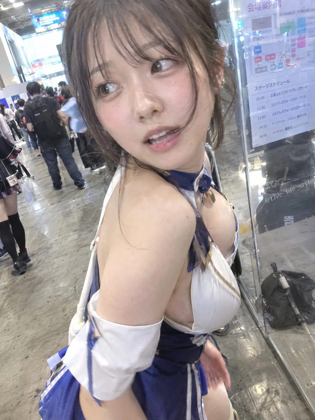 Japanese woman accidental smartphone snapshot miracle shot — After