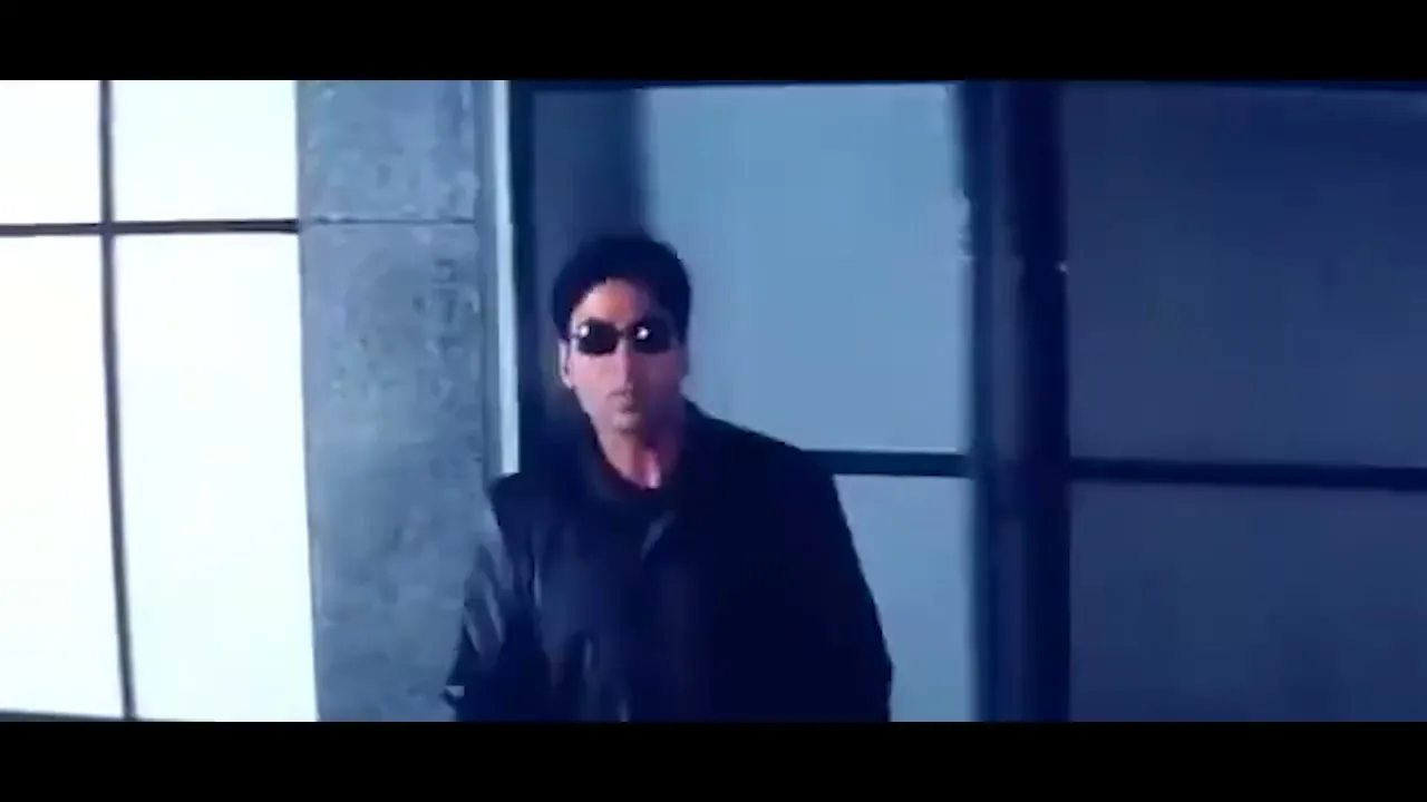 Neo akshay kumar shattered marble hallway — Sonra