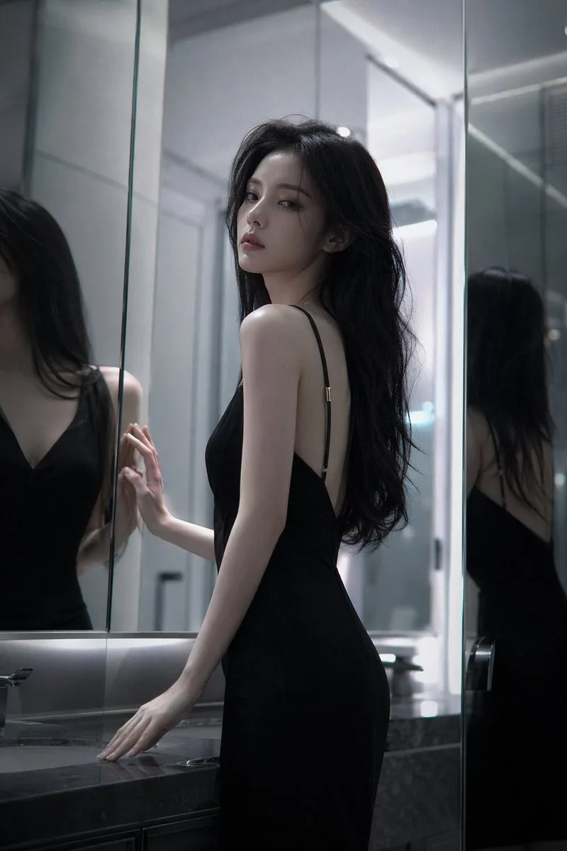 Cold glamorous mirror girl — After