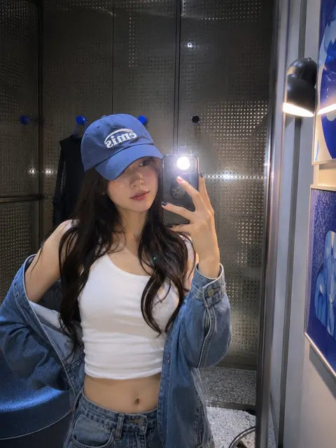 Ultra realistic fashion mirror selfie gen z