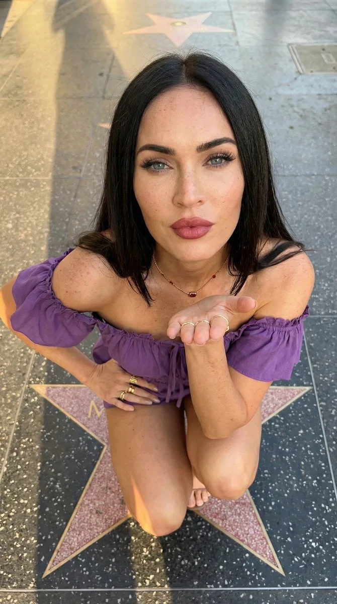 Overhead view beauty walk of fame — Sonra